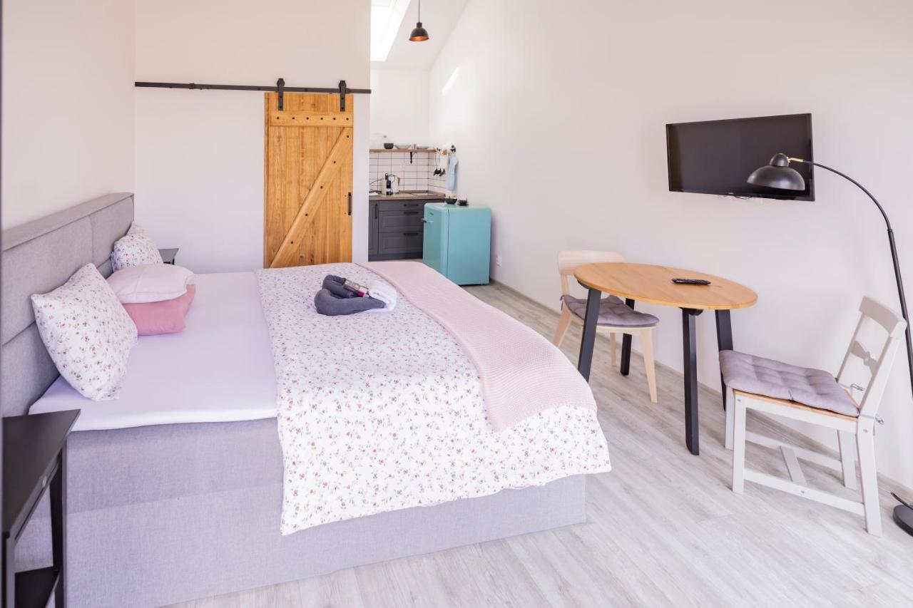 Babyky Apartmany Jindřichŭv Hradec Ngoại thất bức ảnh